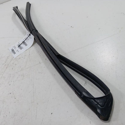 Honda CR-V Door Glass Window Seal Rubber Right Passenger Front  2012 2