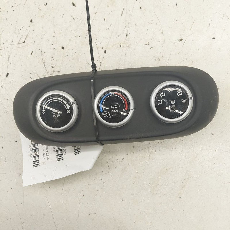 2018 Fiat 500 X Model Temperature Control Heat Heater AC Switch