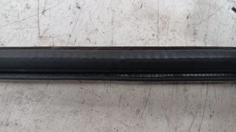 Buick Encore Left Front Weather Strip Interior  2013 2014 2015 2016 OE