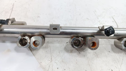 Kia Forte Fuel Rail Injection Injector Mount Bar 2016 2015 2014 OEM