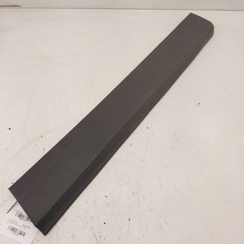 Chevy Trax Door Molding Trim Strip Right Passenger Side Front  2022 20