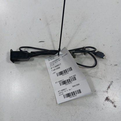 Jeep Cherokee USB Plug In Hub Port  2015 2016 2017 OEM