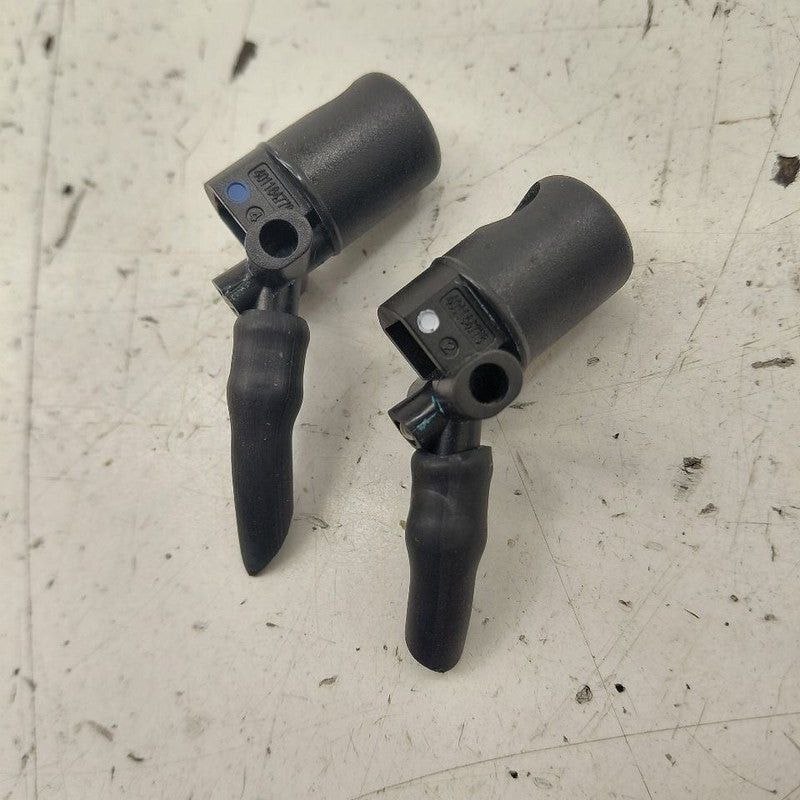 Chevy Trax Windshield Wiper Washer Fluid Hood Sprayer Nozzles  2022 20