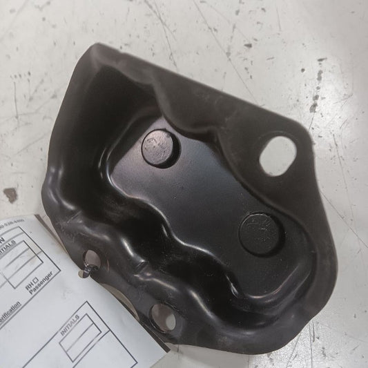 Toyota Corolla Bumper Mount Bracket Right Passenger Side Rear  2019 2018 2017