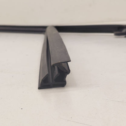 Ford Escape Door Glass Window Seal Rubber Right Passenger Front  2020 