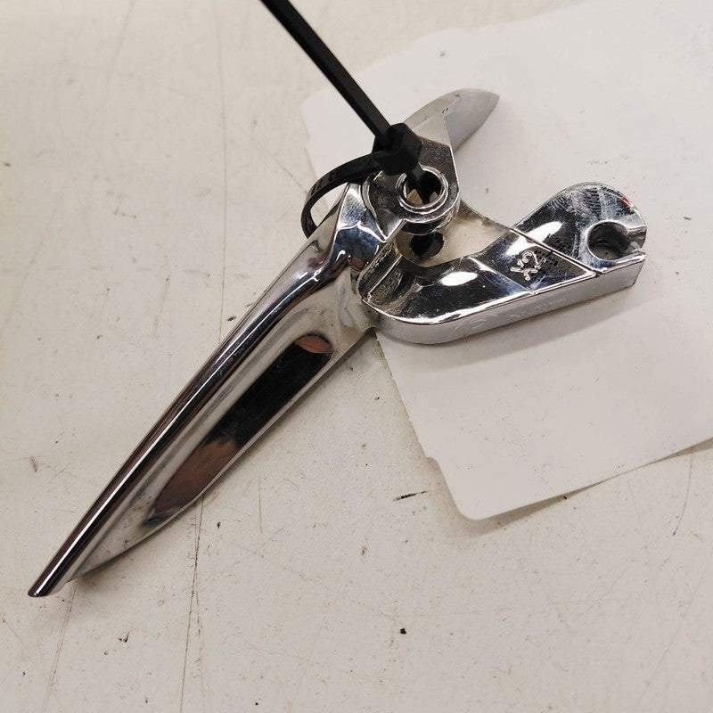 Chevy Trailblazer Door Handle Right Passenger Front Interior Inside  2