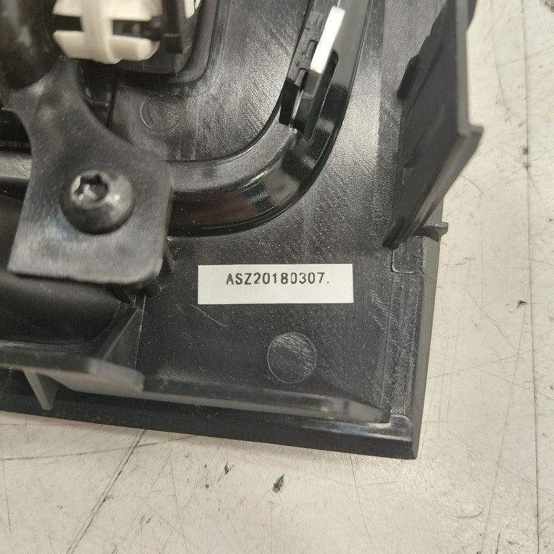 Volvo S60 Dash Air Vent Center Middle  2018 2017 2016