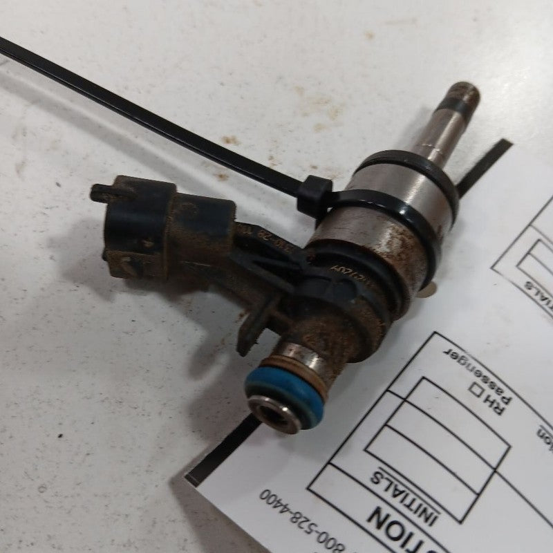 Fuel Injection Injector 1.6L Fits 12-17 Hyundai Accent