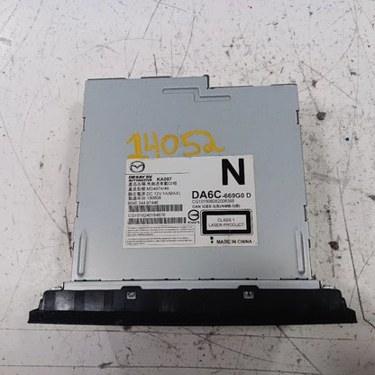 Audio Equipment Radio CD Player 6 Speaker System Fits 16-19 MAZDA CX-3