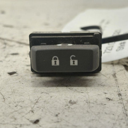 Chevy Trax Passenger Right Front Power Door Lock Switch {95299160} 202