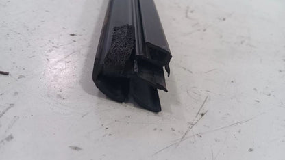 Chrysler 200 Passenger Right Front Weather Strip Interior  2015 2016 2