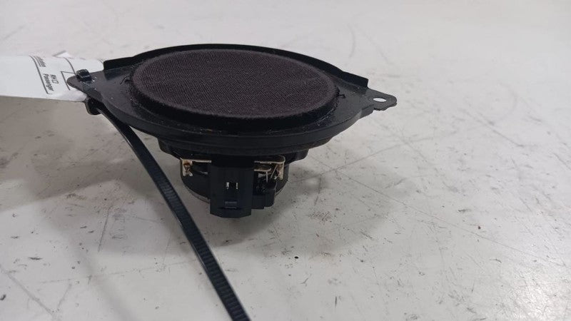 Chrysler 200 Tweeter Left Driver Tweeter Speaker  2015 2016 2017