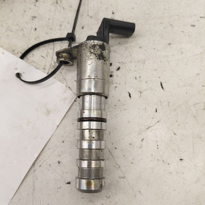 Cadillac CT6 Variable Timing Gear Oil Control Valve Solenoid Cylinder 