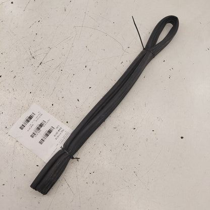 2018 Fiat 500 X Model Cowl Vent Panel Hood Rubber Seal