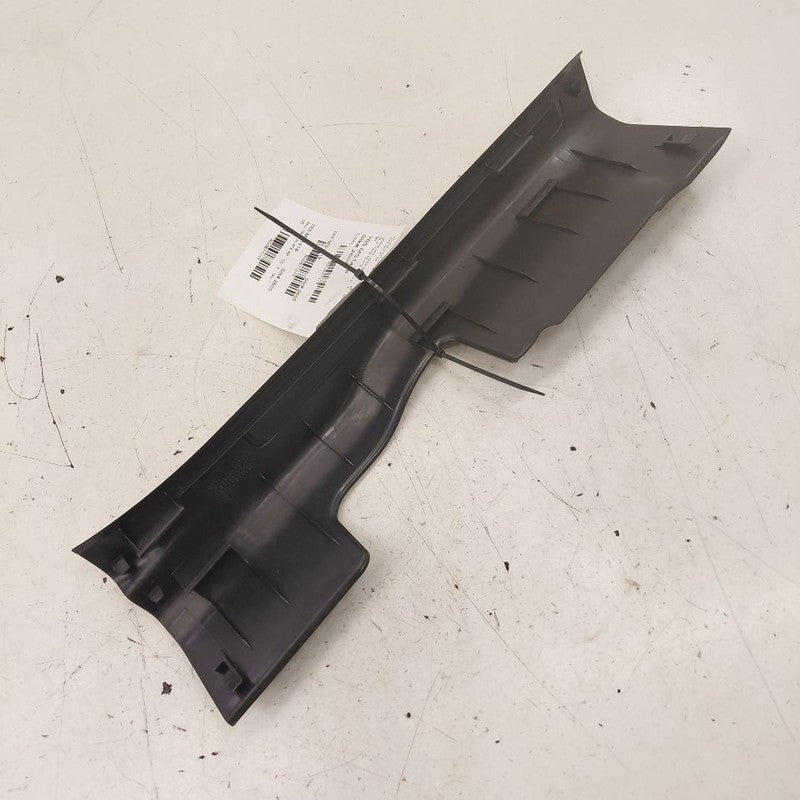Mitsubishi Outlander   Sill Trim Plate Door Jam Right Passenger Front 