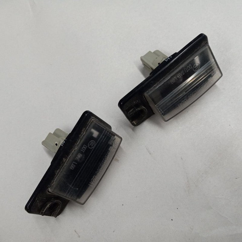 INFINITI QX50 License Plate Light Lamp  2017 2016 2015 2014