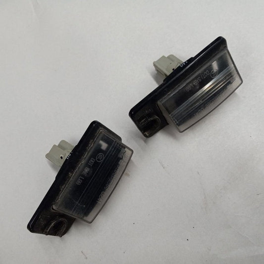 INFINITI QX50 License Plate Light Lamp  2017 2016 2015 2014