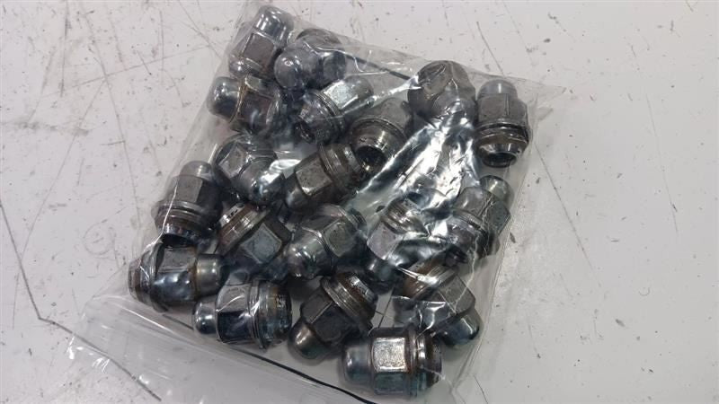 Kia Forte Lug Nut Set  2014 2015 2016