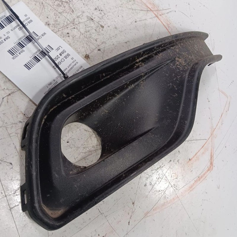 Jeep Compass Front Bumper Fog Light Insert Trim Bezel Right Passenger 