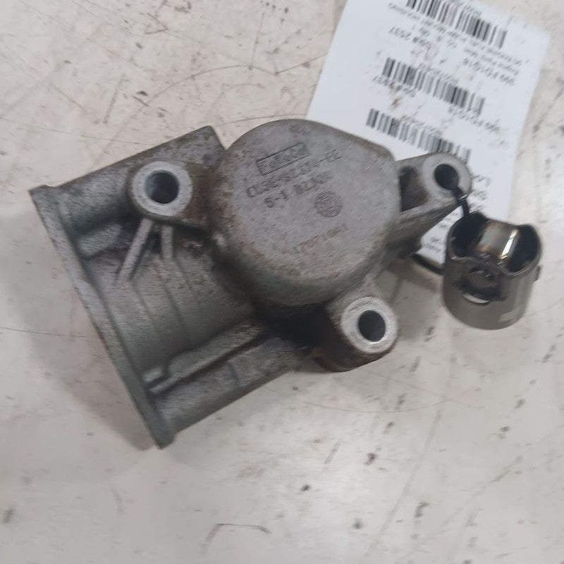 Ford Focus 2.0 Engine Fuel Pump Mount Housing  2018 2017 2016 2015 OEM