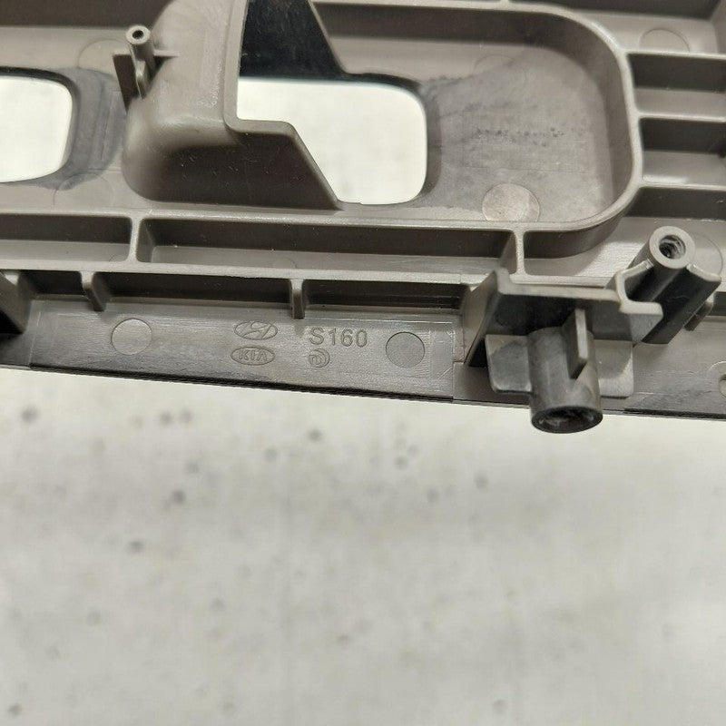 Kia Sorento Window Switch Bezel Trim Right Front 2018 2017 2016