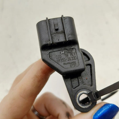 Kia Optima Camshaft Cam Shaft Position Sensor  2.4 2018 2017 2016 OEM