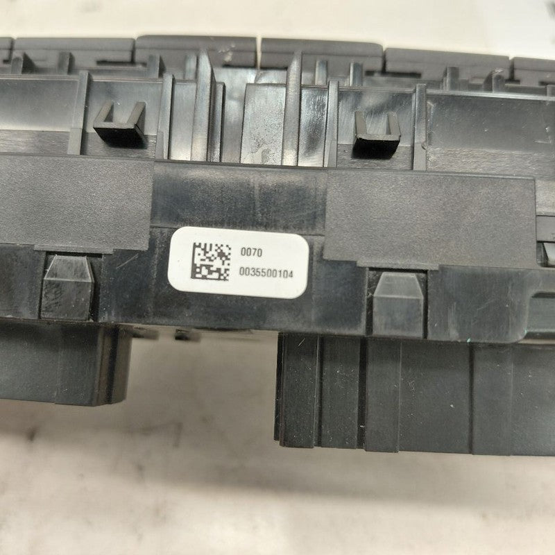 Front Temperature Control Heat Heater AC Switch With Dual Zone 20-22 F
