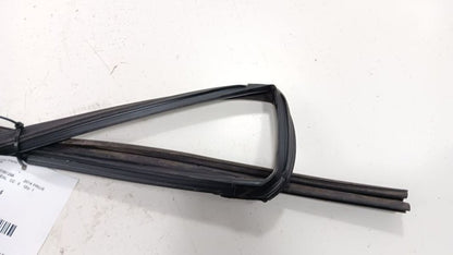 Toyota Prius Door Glass Window Seal Rubber Right Passenger Rear Back 2015 2014 