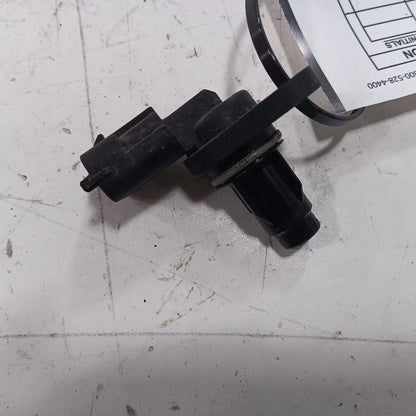 Hyundai Accent Camshaft Cam Shaft Position Sensor  2012 2013 2014 2015 2016 2017