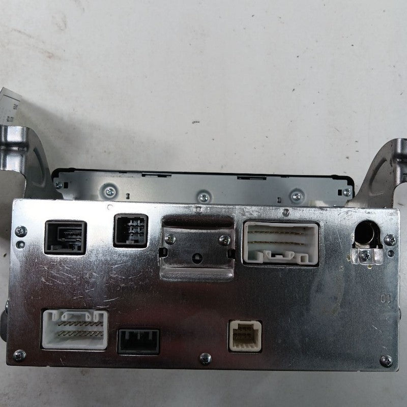 Audio Equipment Radio Display And Receiver 18-20 Mitsubishi Eclipse Cross