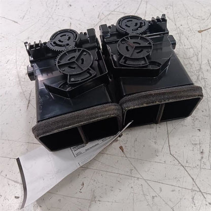 Nissan LEAF Dash Air Vent Center Middle  2013 2014 2015 2016 2017