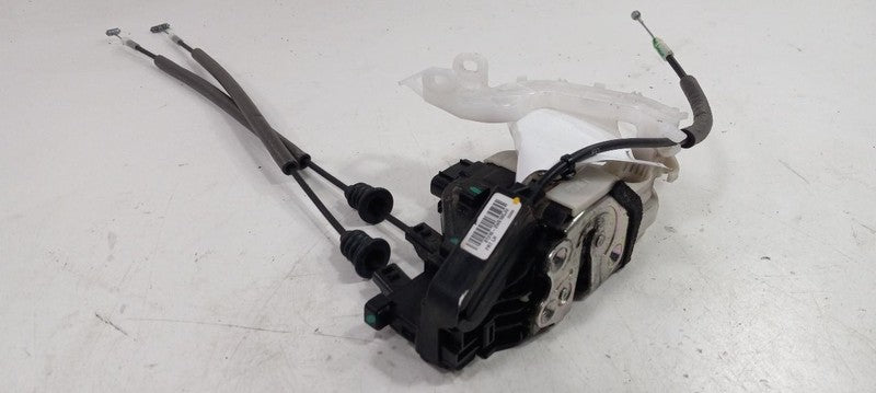 Hyundai Santa Fe Door Latch Lock Left Driver Front 2017 2018 2019 OEM