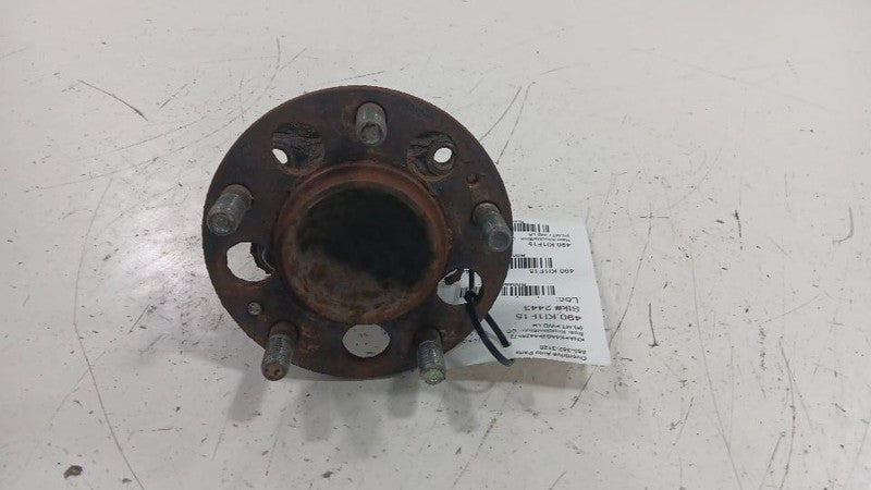 Kia Forte Left Rear Knuckle Stub Bearing Hub 2014 2015 2016 2017 2018
