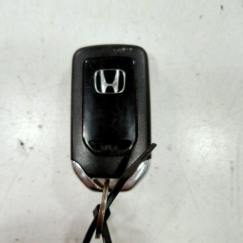 Key Fob Remote Smart Key Five Decklid Button Fits 16-20 Honda Civic OE