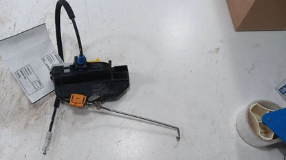 Buick Encore Door Latch Lock Left Driver Front  2013 2014 2015 2016 OE