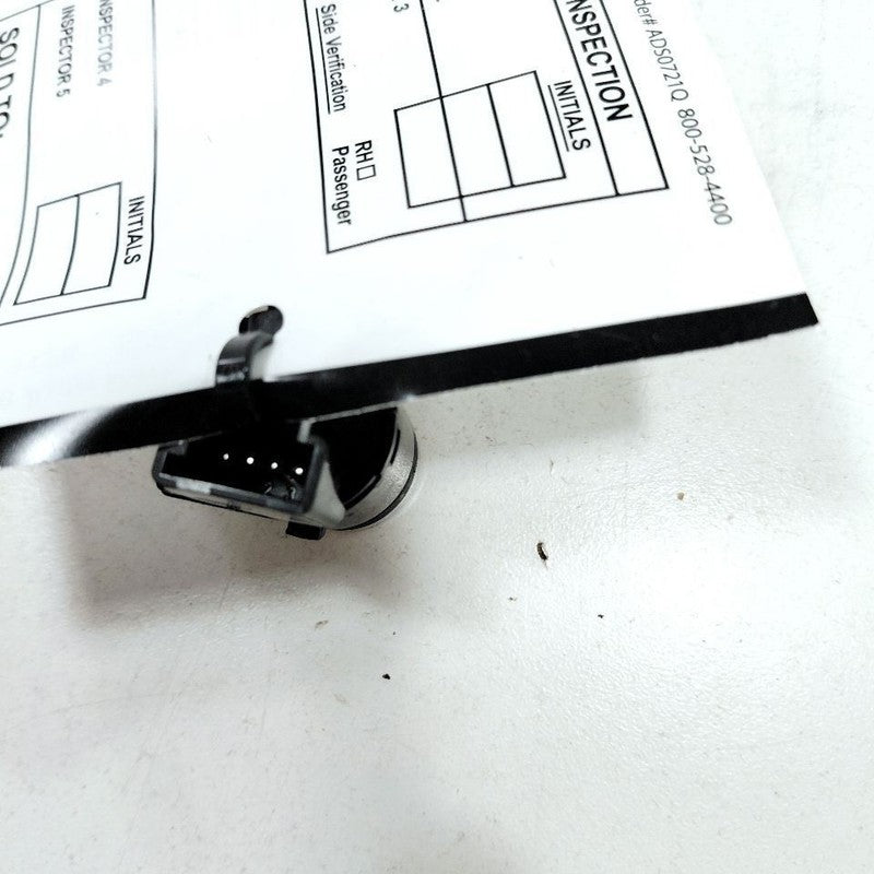 Chrysler 300 Fuel Door Switch Gas Cap Cover Lid Release Button Control