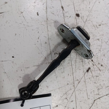 Kia Forte Door Check Right Passenger Front Hinge Stopper Detent  2015 