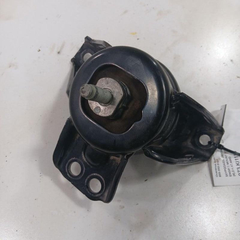 Kia Sorento Engine Motor Mount Right Passenger  2.4 2018 2017 2016