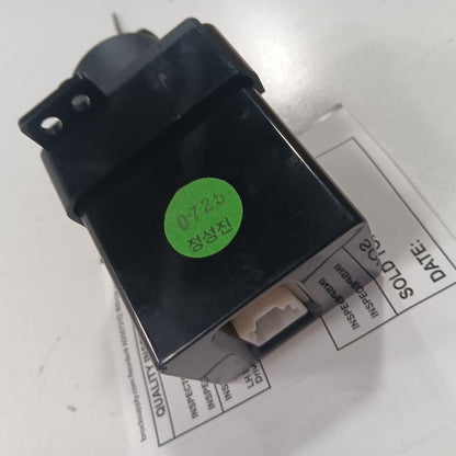 Kia Sorento USB Plug In Hub Port  2018 2017 2016