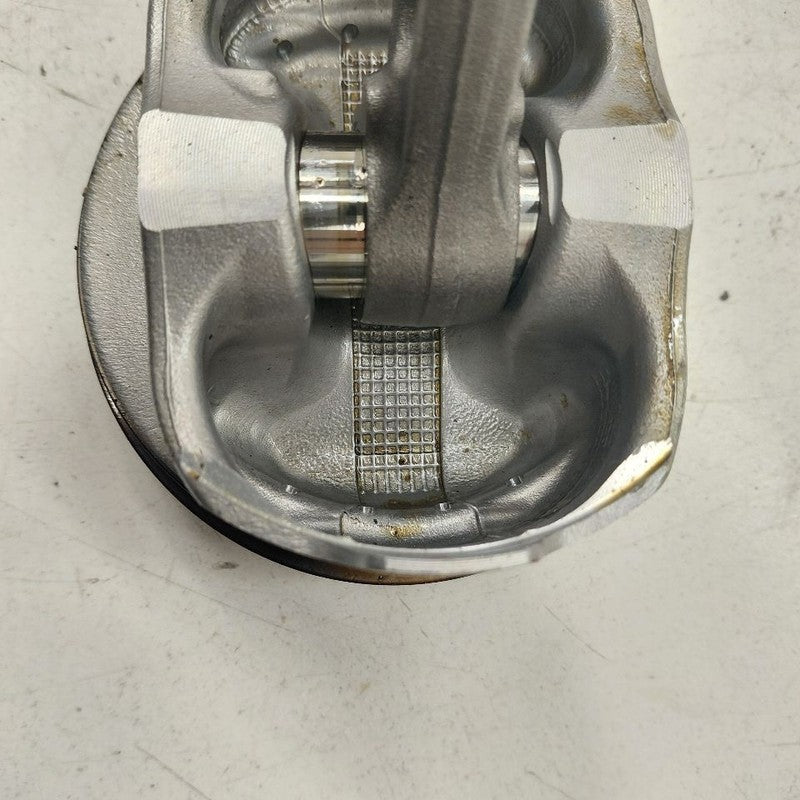 Subaru XV Crosstrek Single Piston With Connecting Rod   2.5 2025 2024