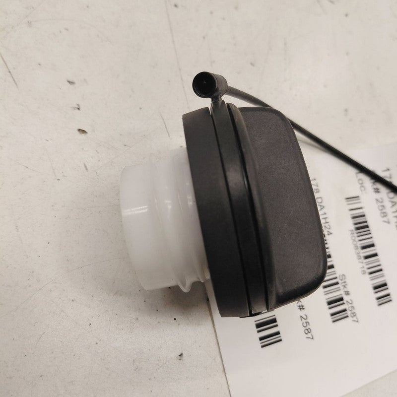 Nissan Versa Gas Tank Fuel Cap  2024 2023 2022 2021 OEM