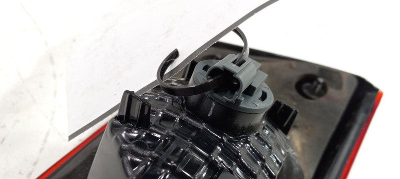 84912FL20A Passenger Right Tail Light Brake Lamp Gate Hatch 2020 IMPREZA