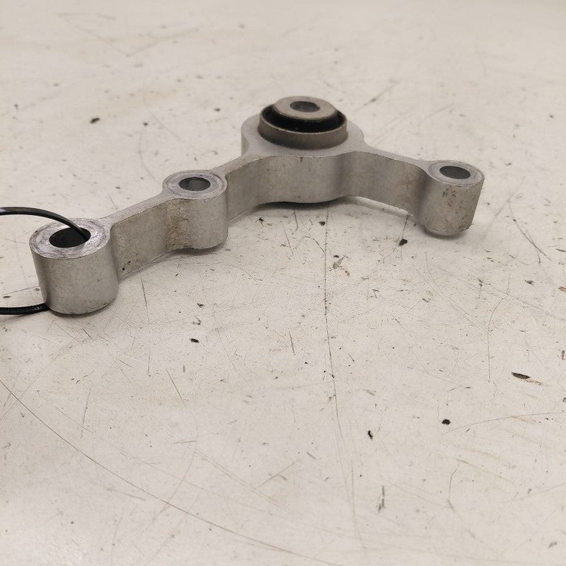 Ford Escape Engine Motor Mount Bracket Rear Back  2.5 2020 2021 2022