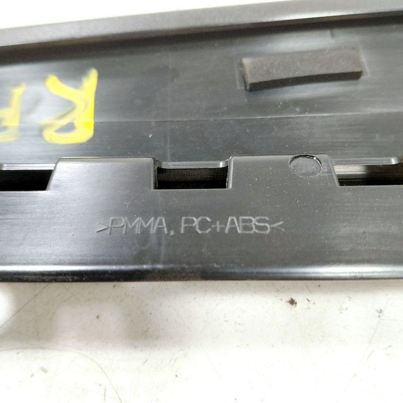 Fiat 500 Passenger Right Front Door Applique {51939941} 2016 2017 2018