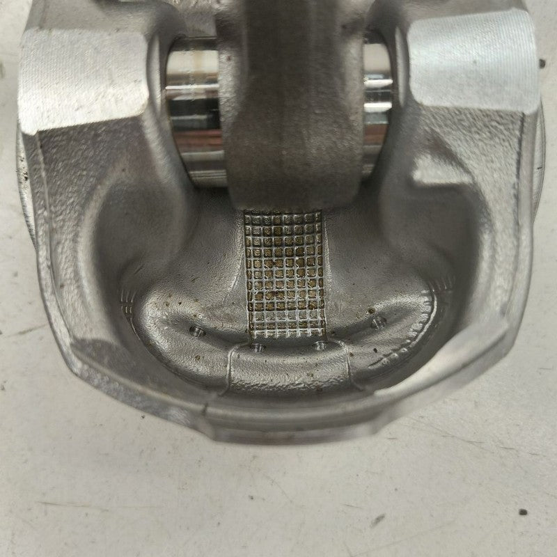 Subaru XV Crosstrek Single Piston With Connecting Rod   2.5 2025 2024