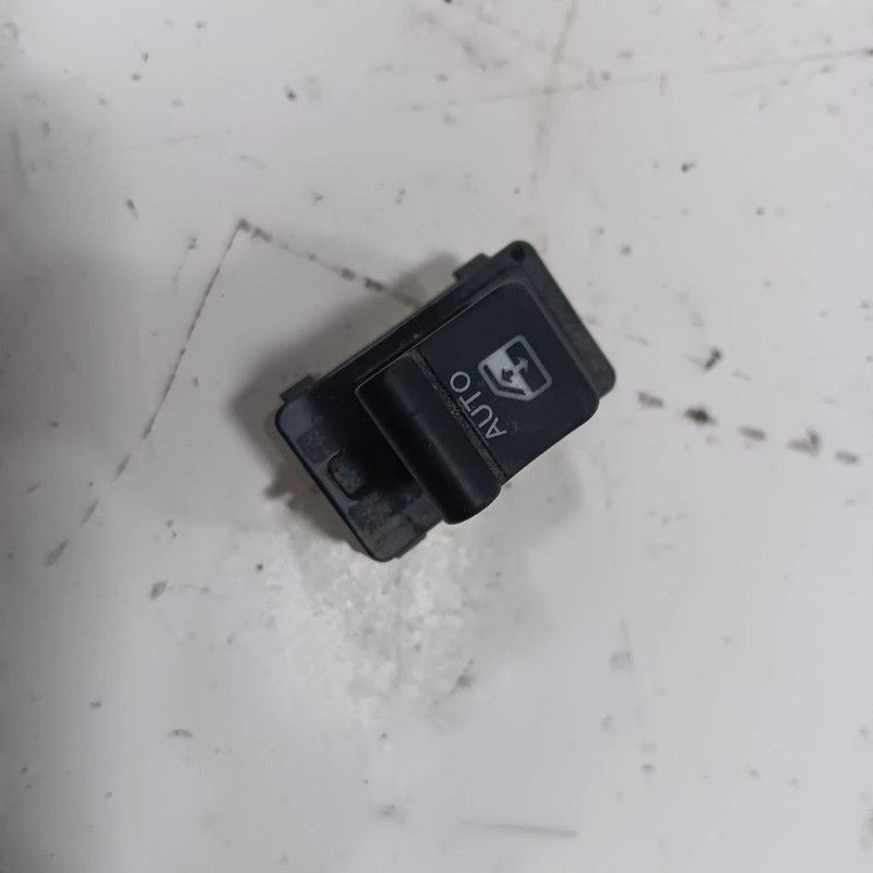 Jeep Renegade Power Window Switch Right Passenger Front   2021 2020 2019