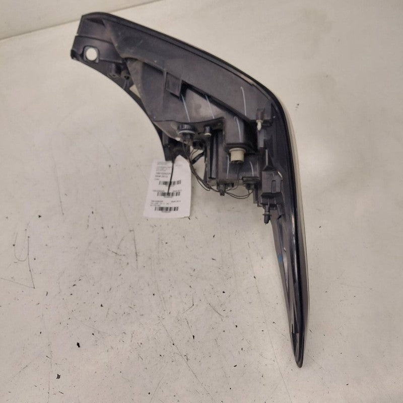 Passenger Right Tail Light Brake Lamp Quarter Panel Mounted 16-19 Chev