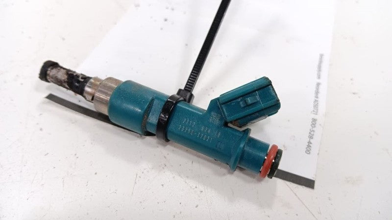 Fuel Injection Parts Fuel Injector Prius V VIN Eu Fits 11-18 PRIUS OEM