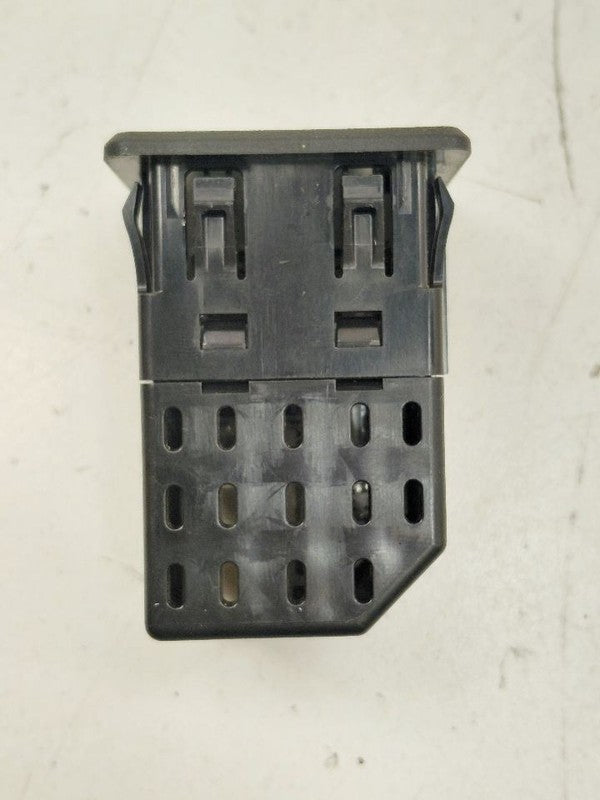 Nissan Maxima USB Plug In Hub Port  2018 2017 2016 OEM