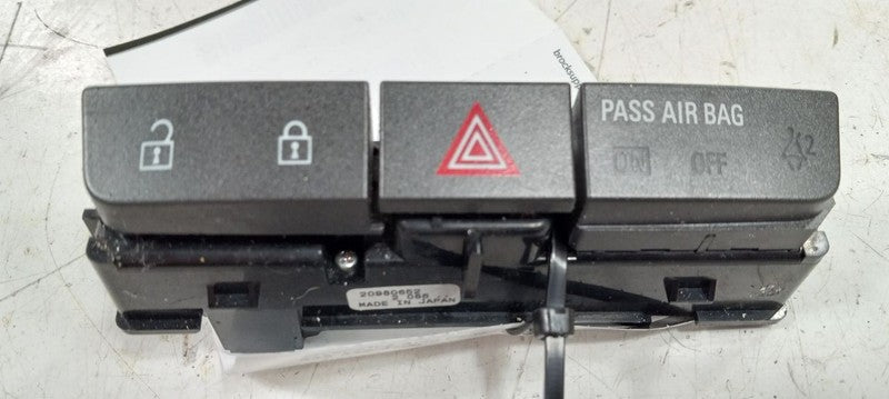 Buick LaCrosse Hazard Switch 4 Way Flasher Button 2010 2011 2012 2013 2014 2015 